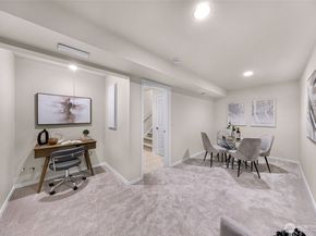 11302 Ohde Circle 13, Kirkland WA 98033