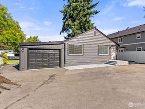 6226 NE 198th Street, Kenmore WA 98028