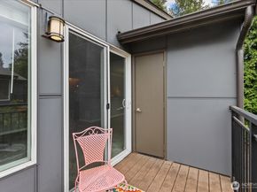 10831 NE 147th Lane R202, Bothell WA 98011