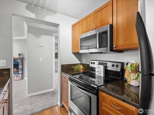 10831 NE 147th Lane R202, Bothell WA 98011