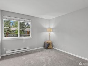 10831 NE 147th Lane R202, Bothell WA 98011
