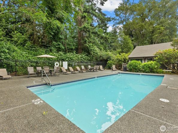 10831 NE 147th Lane R202, Bothell WA 98011