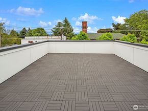 727 18th Avenue, Seattle WA 98122