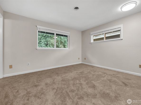 1402 51st Place SW, Everett WA 98203