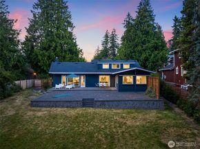 2137 N 128TH Street, Seattle WA 98133