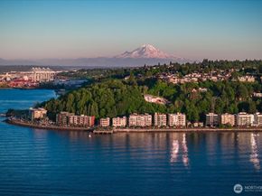 1019 California Lane SW, Seattle WA 98116