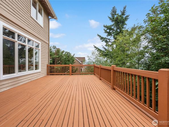 5899 153rd Avenue SE, Bellevue WA 98006