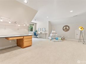 5899 153rd Avenue SE, Bellevue WA 98006