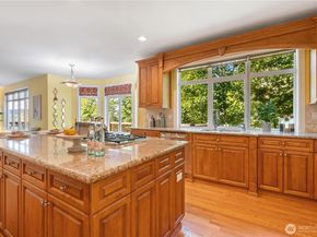 5899 153rd Avenue SE, Bellevue WA 98006