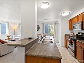 300 10th Avenue B310, Seattle WA 98122