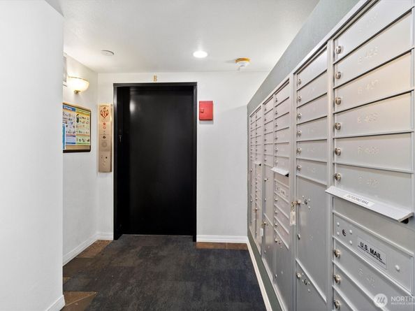 300 10th Avenue B310, Seattle WA 98122