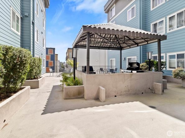 300 10th Avenue B310, Seattle WA 98122