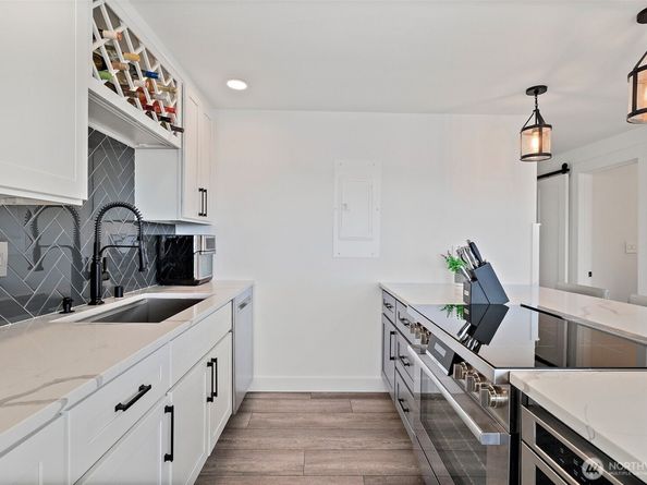65 Kirkland Avenue 108, Kirkland WA 98033