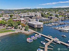 65 Kirkland Avenue 108, Kirkland WA 98033