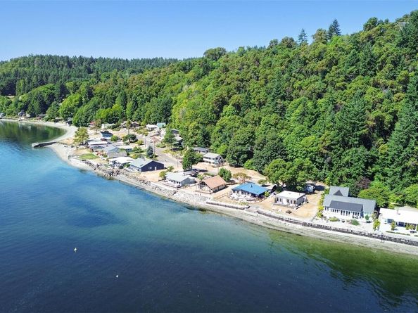 27523 SW Sandy Shores Drive, Vashon WA 98070