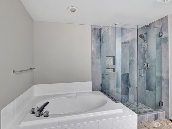 4914 S 310th Place, Auburn WA 98001