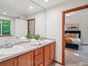 20339 128th Place NE, Woodinville WA 98072
