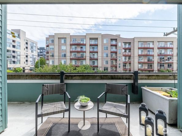 5615 24th Avenue NW 32, Seattle WA 98107