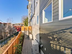2925 Franklin Avenue E A, Seattle WA 98102