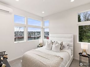 2925 Franklin Avenue E A, Seattle WA 98102