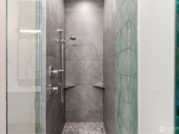 2925 Franklin Avenue E A, Seattle WA 98102