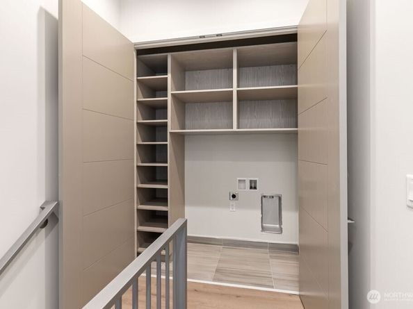 2925 Franklin Avenue E A, Seattle WA 98102