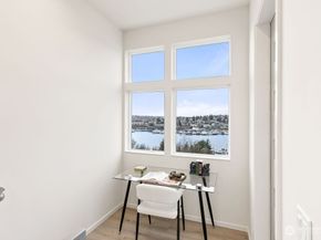 2925 Franklin Avenue E A, Seattle WA 98102
