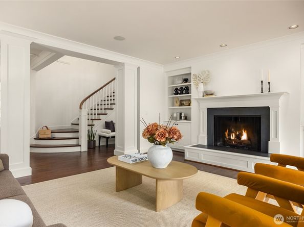 3221 E Morley Way, Seattle WA 98112