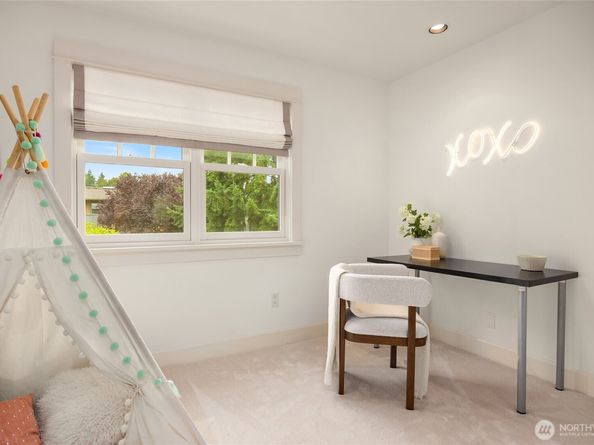 3221 E Morley Way, Seattle WA 98112