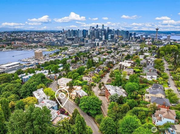 1730 Taylor Avenue N 201, Seattle WA 98109