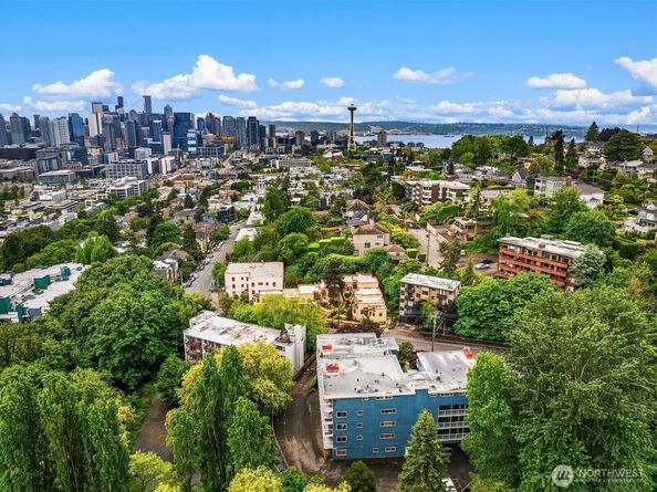 1730 Taylor Avenue N 201, Seattle WA 98109