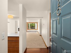 1730 Taylor Avenue N 201, Seattle WA 98109