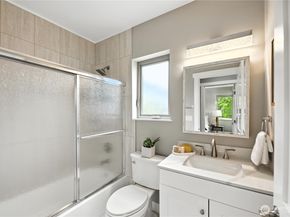 8221 S 121st Street, Seattle WA 98178