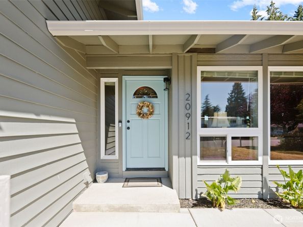 20912 125th Avenue SE, Kent WA 98031