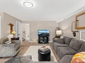 20912 125th Avenue SE, Kent WA 98031
