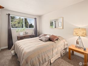 20912 125th Avenue SE, Kent WA 98031