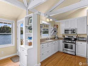 15485 NE Petterson Road, Keyport WA 98345