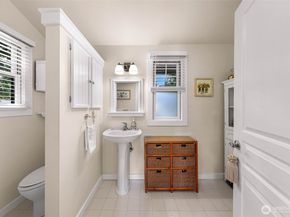 15485 NE Petterson Road, Keyport WA 98345