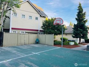 13000 Admiralty Way K106, Everett WA 98204
