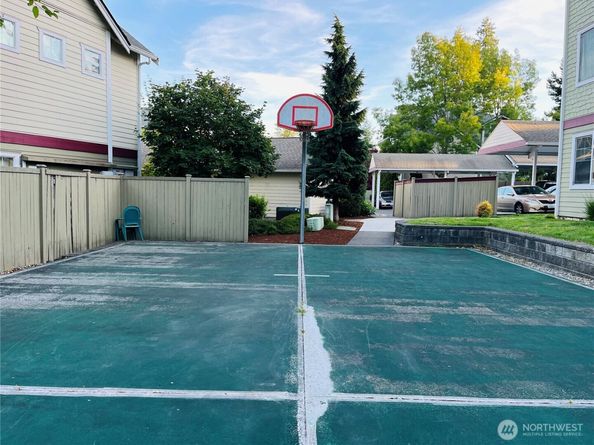 13000 Admiralty Way K106, Everett WA 98204