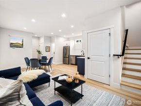 9692 51st Avenue S, Seattle WA 98118