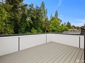 9692 51st Avenue S, Seattle WA 98118