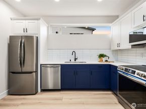 9692 51st Avenue S, Seattle WA 98118