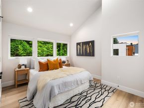 9692 51st Avenue S, Seattle WA 98118