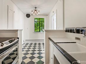 3121 Franklin Avenue E 24, Seattle WA 98102