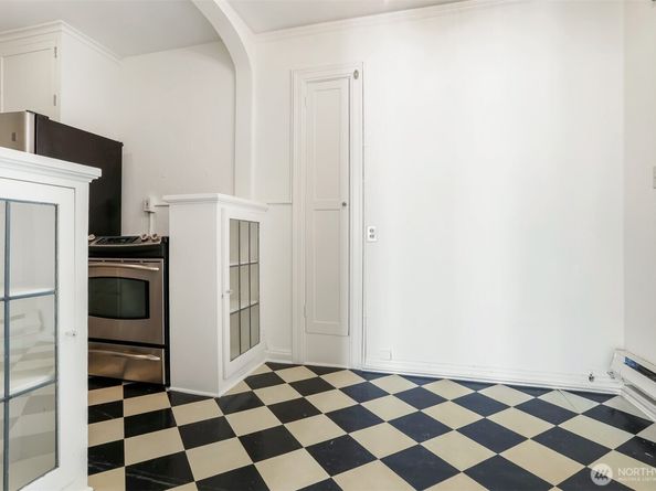 3121 Franklin Avenue E 24, Seattle WA 98102