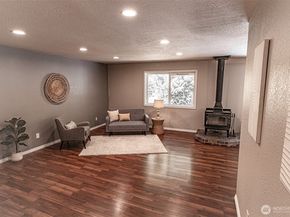 660 Peter Hagen Road W, Seabeck WA 98383