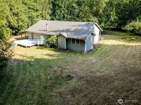 660 Peter Hagen Road W, Seabeck WA 98383