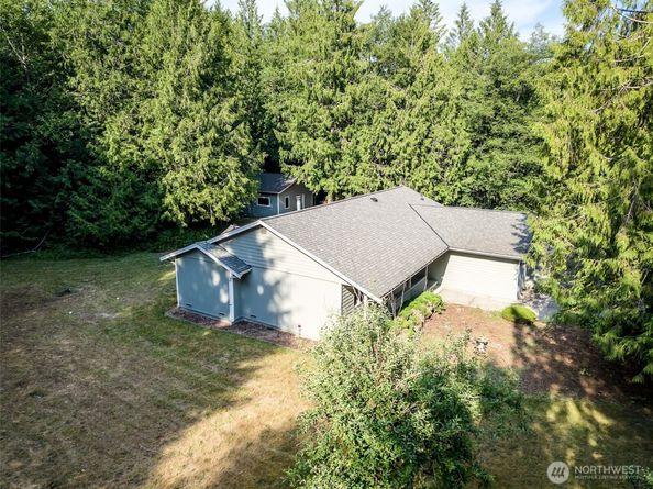 660 Peter Hagen Road W, Seabeck WA 98383