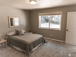 660 Peter Hagen Road W, Seabeck WA 98383